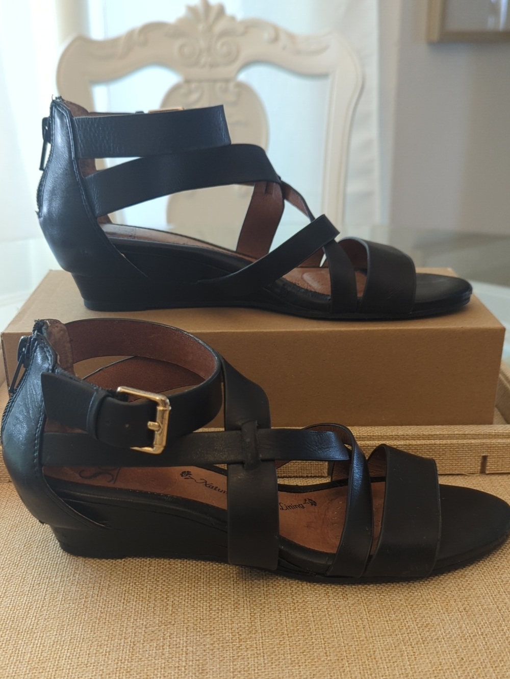 Sofft Vivi Black Leather cage style Wedge Sandals 6.5M